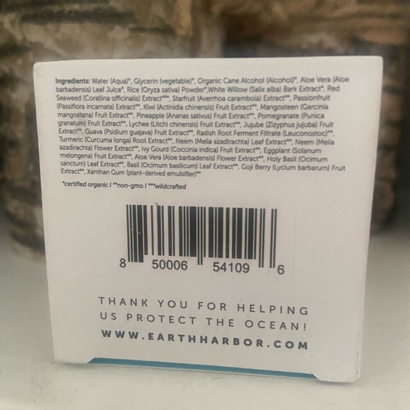 Earth Harbor GLOW JUICE. Refining enzyme mask. Brand new. - Picture 3 of 5